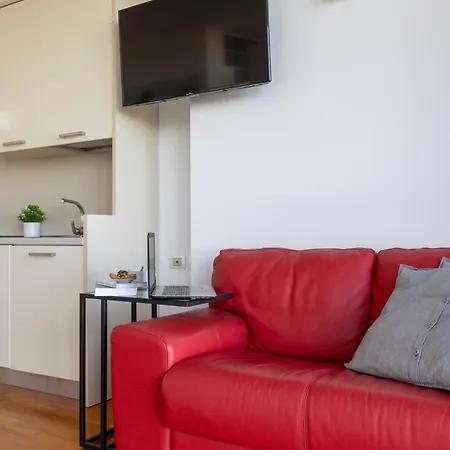 Lo Spettacolo * Macerata